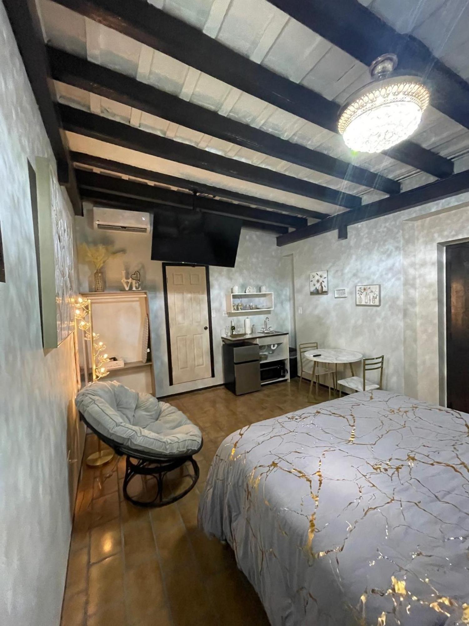 The Suites & Vintage Apartment At Casa Of Essence In Heart Of Old San Juan Exterior photo